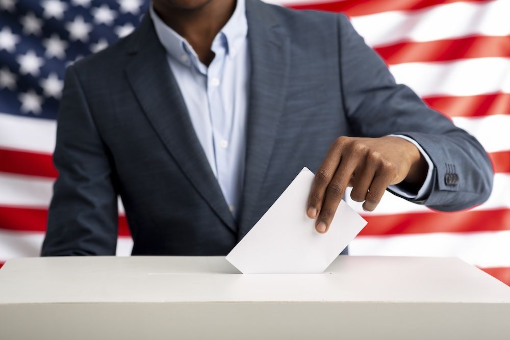 Can Green Card Holders Vote Locally? 2026 Rules