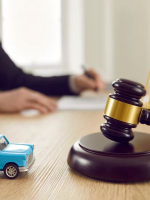 ¿Qué hacen los abogados especializados en accidentes de tráfico?