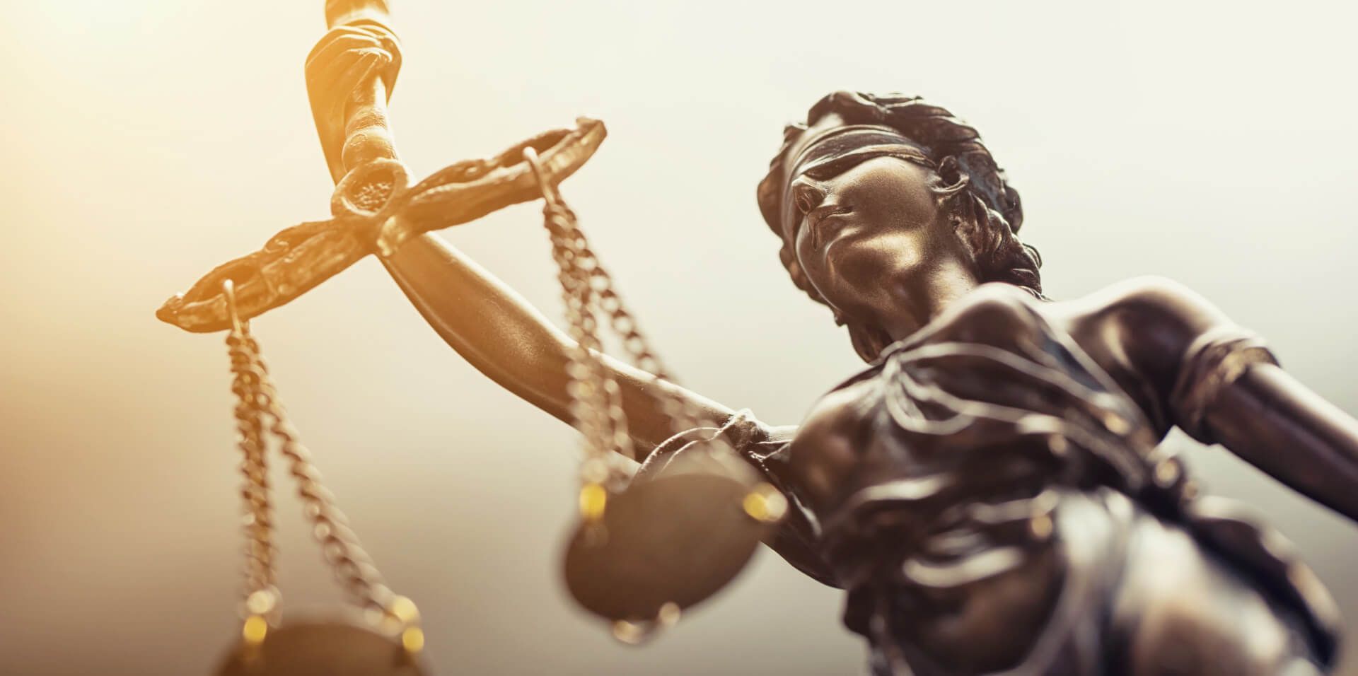 Advogados especializados em imigração