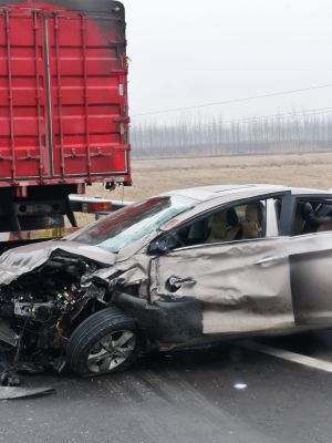 What to Do After a Truck Accident in Boston (Guide)