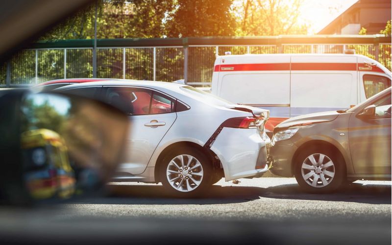 Passageiros feridos em um acidente de carro: Quando você precisa de um advogado