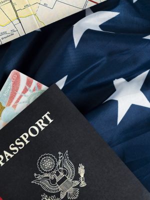 Cómo el caso Blanche contra Lau acaba de cambiar las normas para los titulares de la tarjeta verde que regresan a Massachusetts