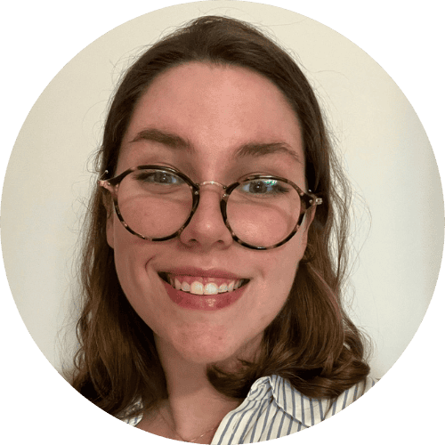 Ana Leticia Postiga - Legal Assistant